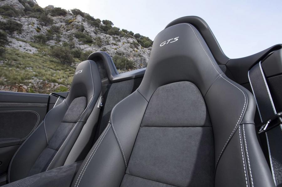  Porsche Boxster GTS 2014 года  (фото 36 из 49)